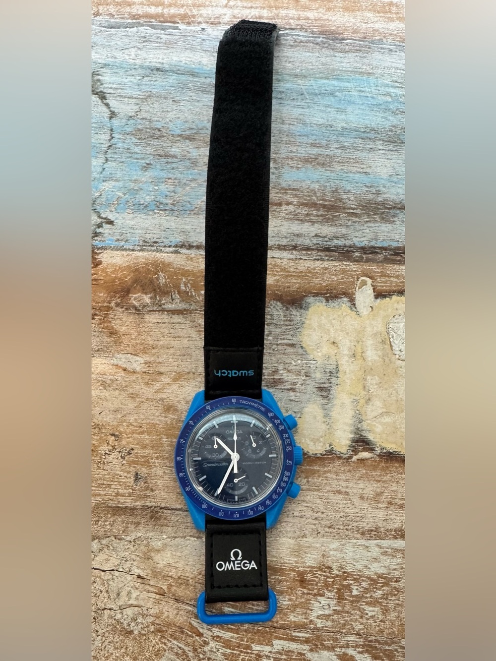 OMEGA x Swatch Bioceramic MoonSwatch – Mission to Neptune - Picture 10 of 16